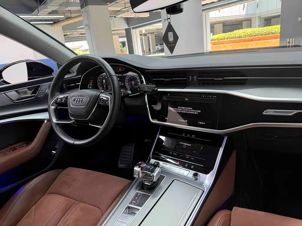 Audi A7L — миниатюра 26