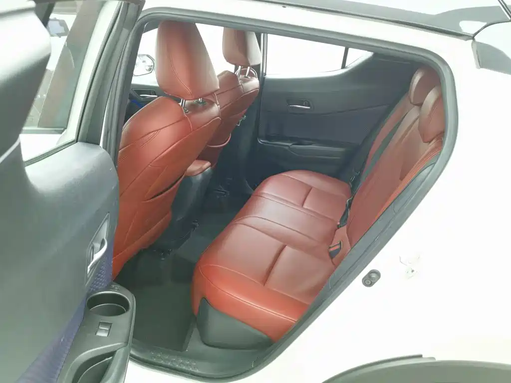 Toyota IZOA — миниатюра 15