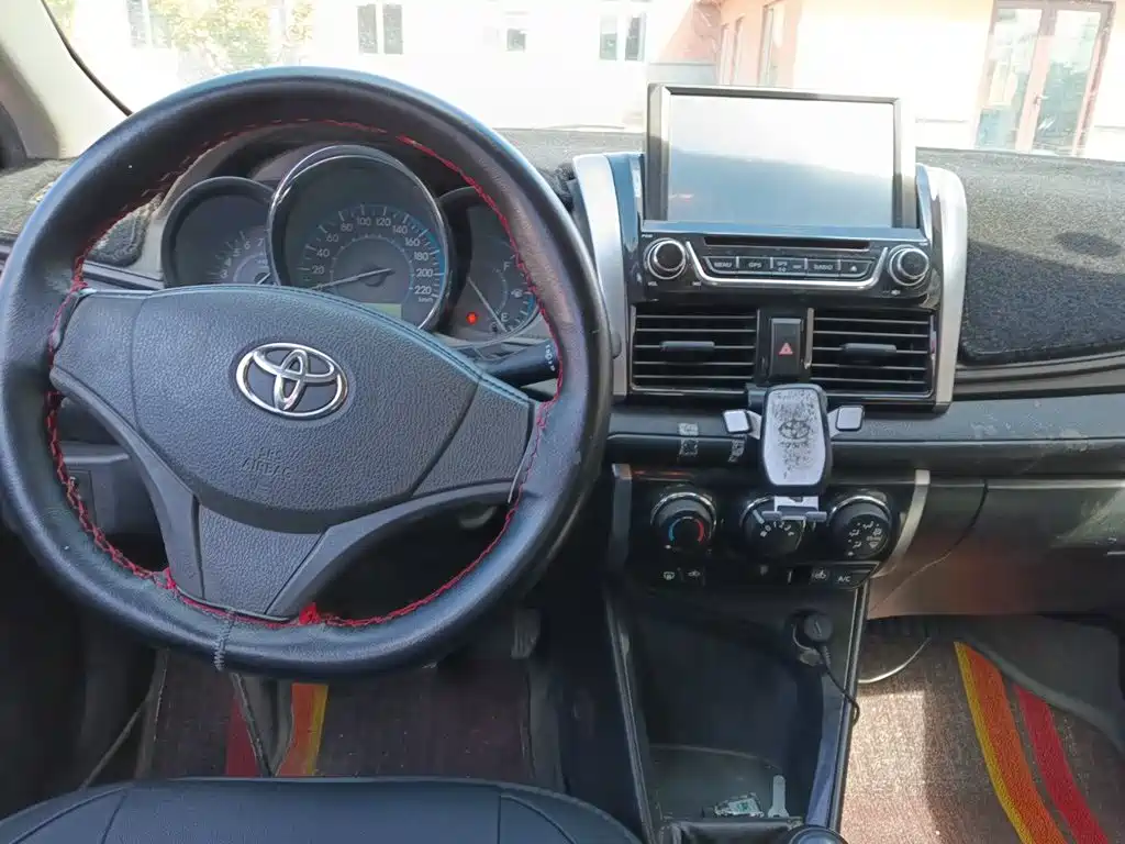 Toyota Vios — миниатюра 5