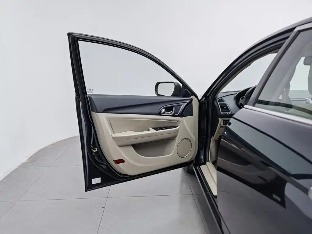 Bestune B50 — миниатюра 8