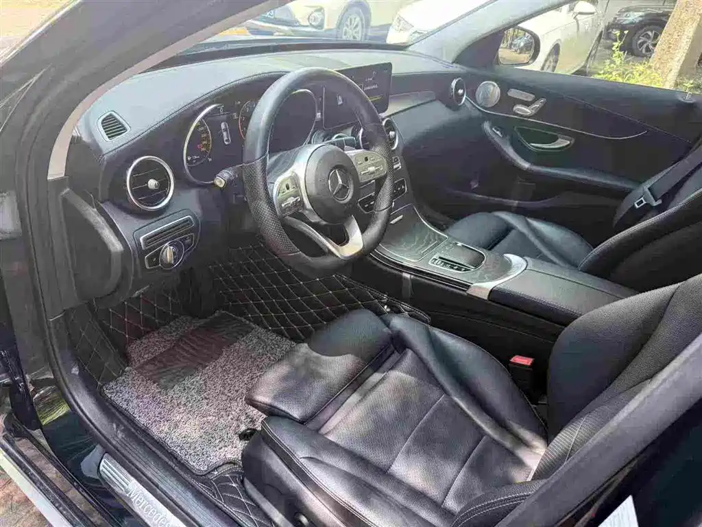 Mercedes-Benz C-Class — миниатюра 4