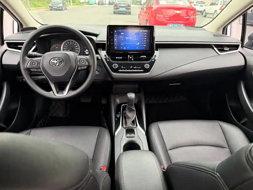 Toyota Corolla — миниатюра 6