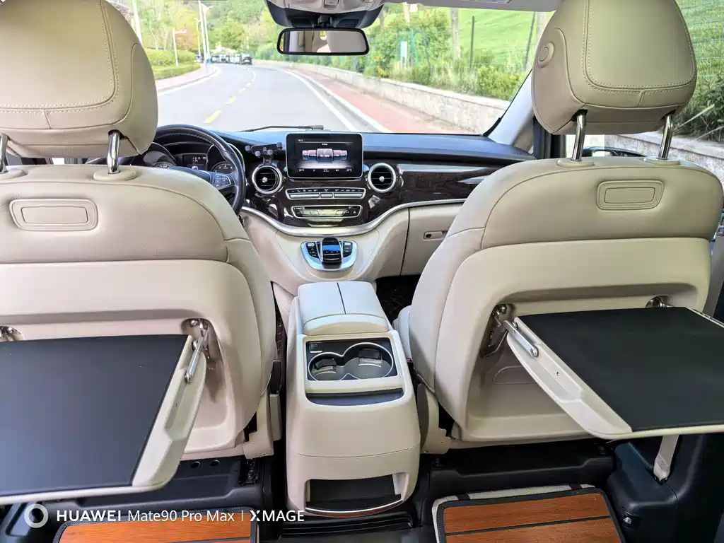Mercedes-Benz V-Class — миниатюра 12