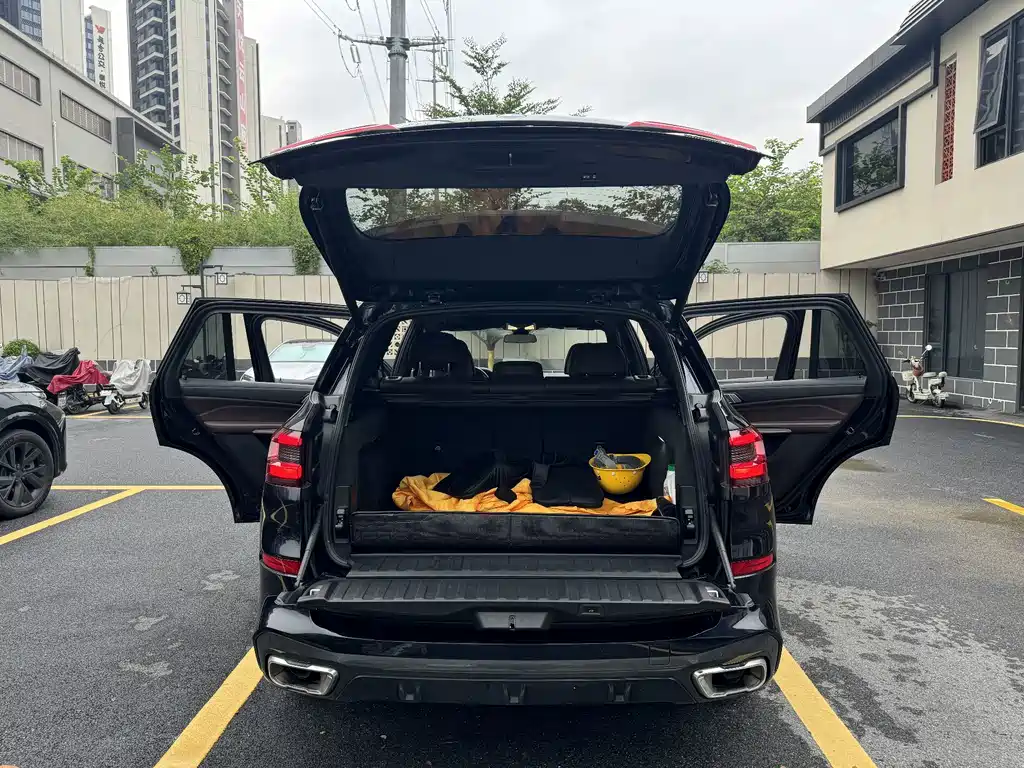 BMW X5 — миниатюра 15