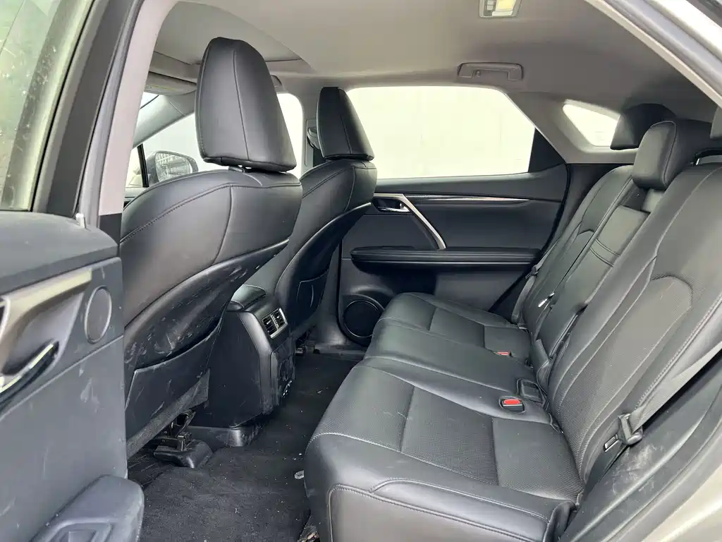 Lexus RX — миниатюра 5