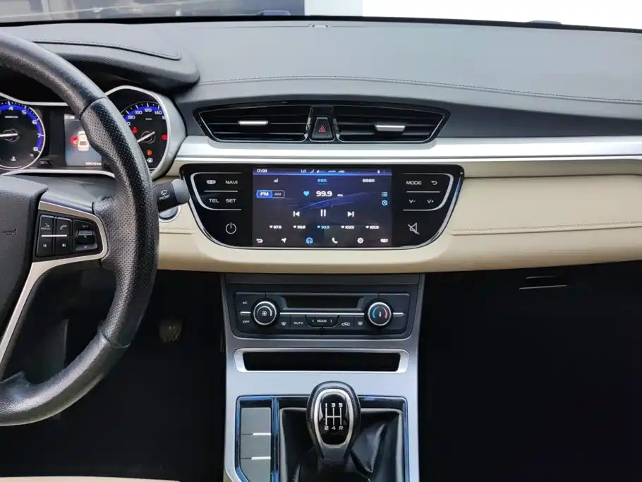 Geely Emgrand — миниатюра 13