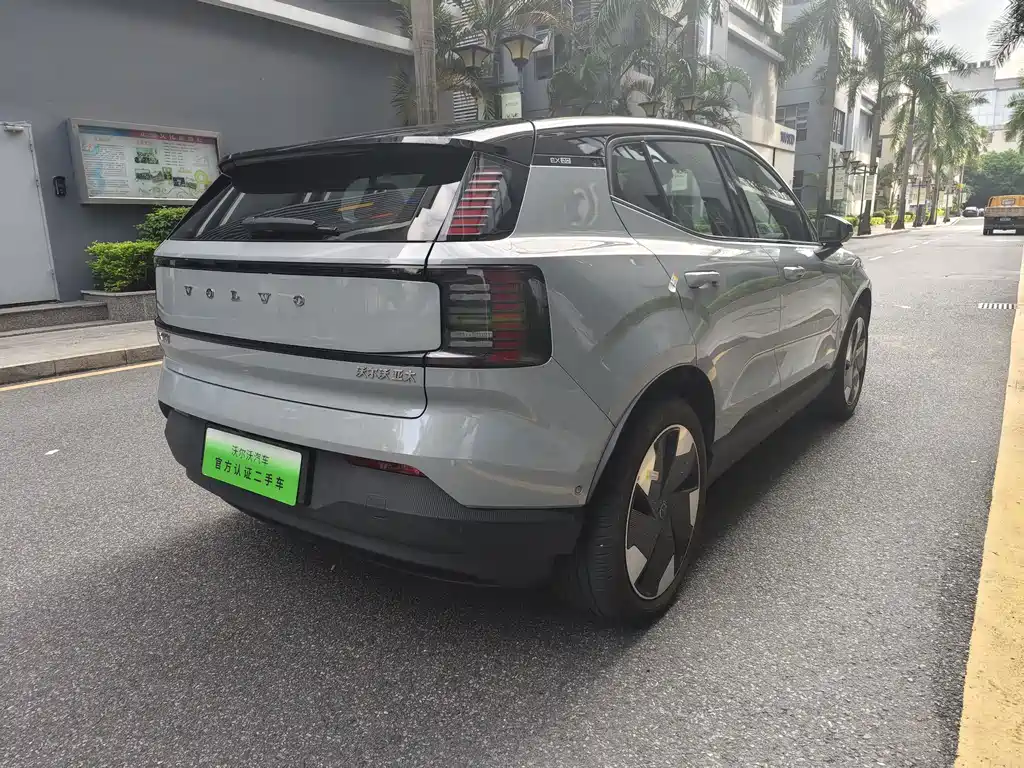 Volvo EX30 — миниатюра 11