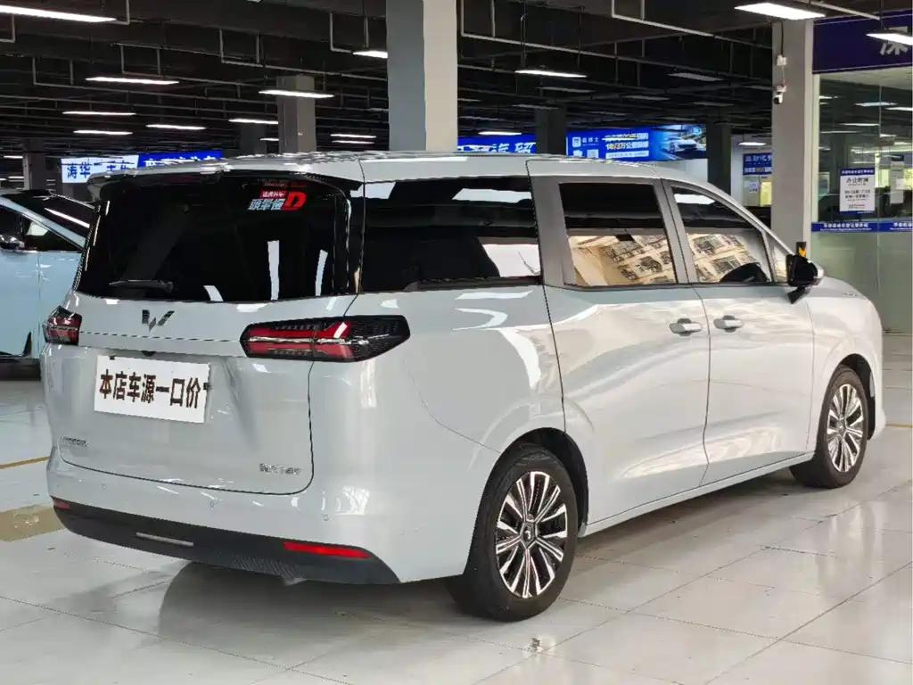 Wuling Звездный свет 730 Новая энергия — миниатюра 14