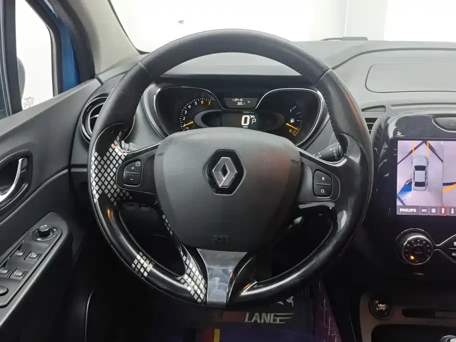Renault Captur — миниатюра 15