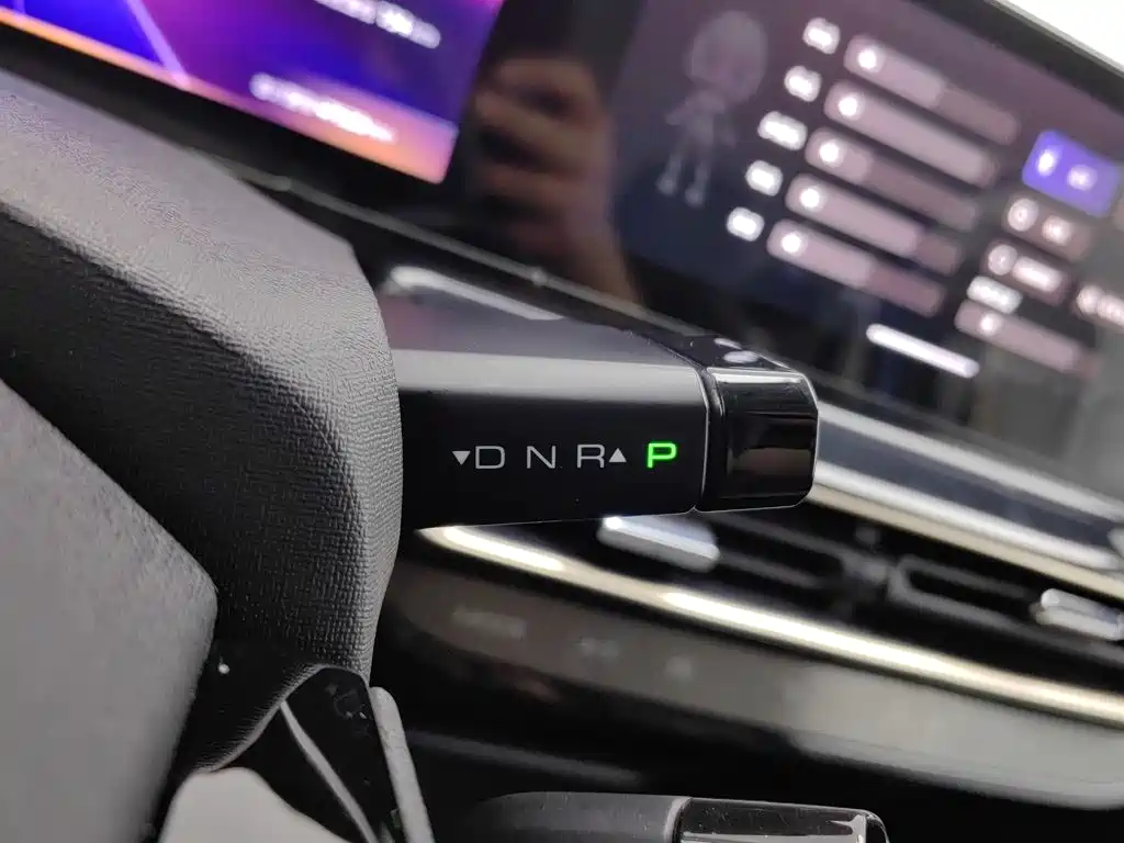 Baojun KiWi EV — миниатюра 13