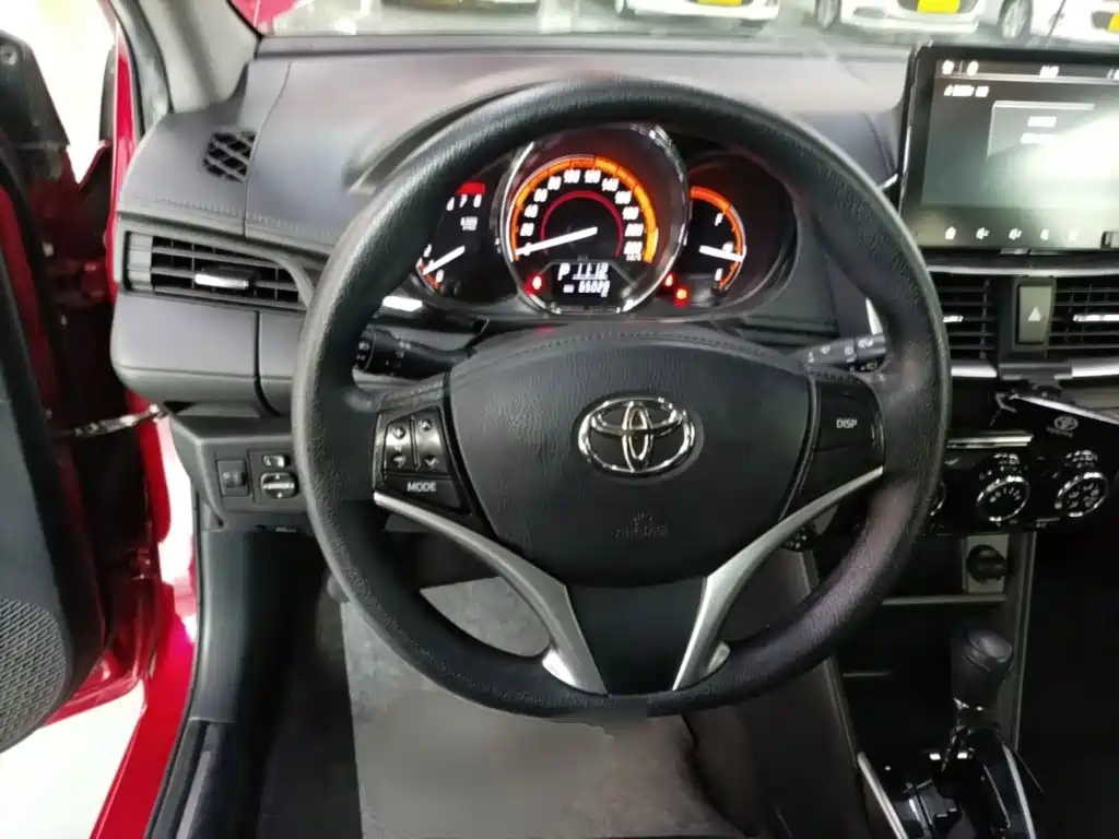 Toyota Yaris L — миниатюра 11