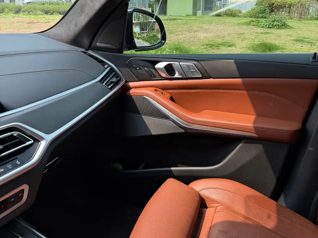 BMW X7 xDrive40i Premium Type M Sport Package, фото 14