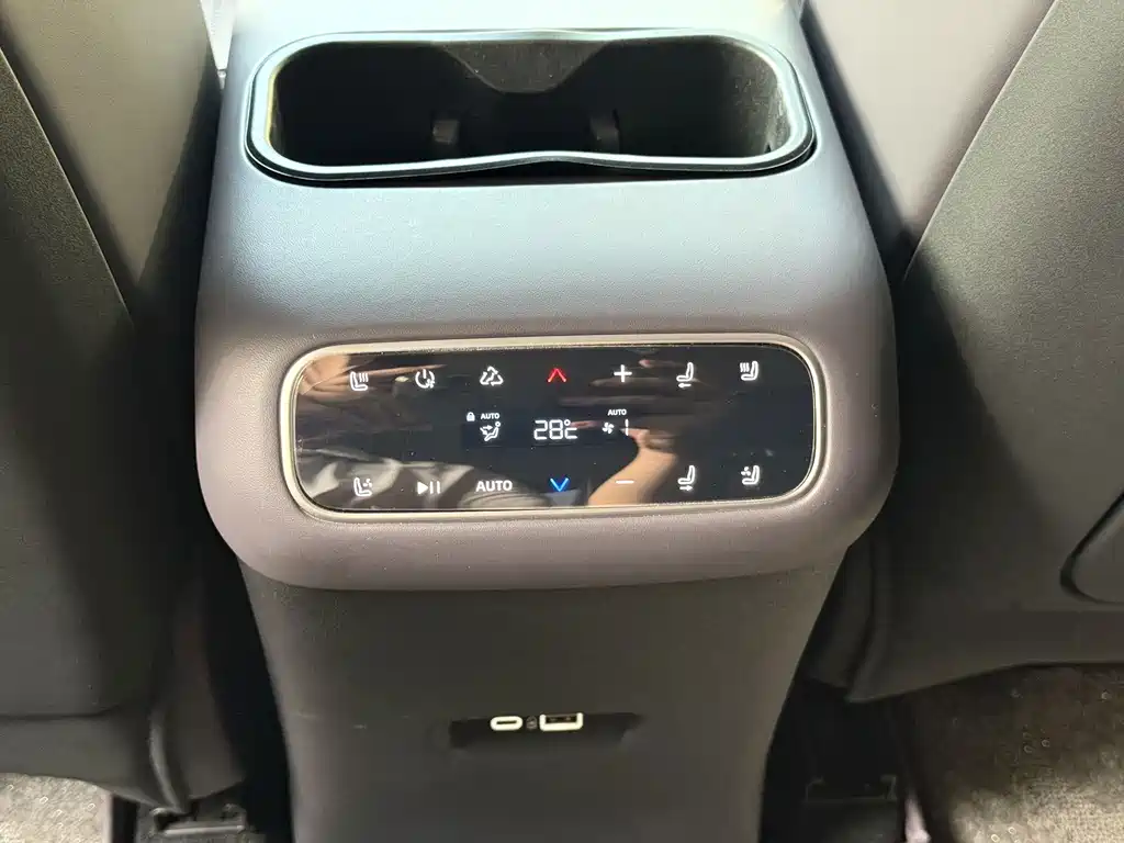 Leapmotor Leapmotor C16 — миниатюра 28
