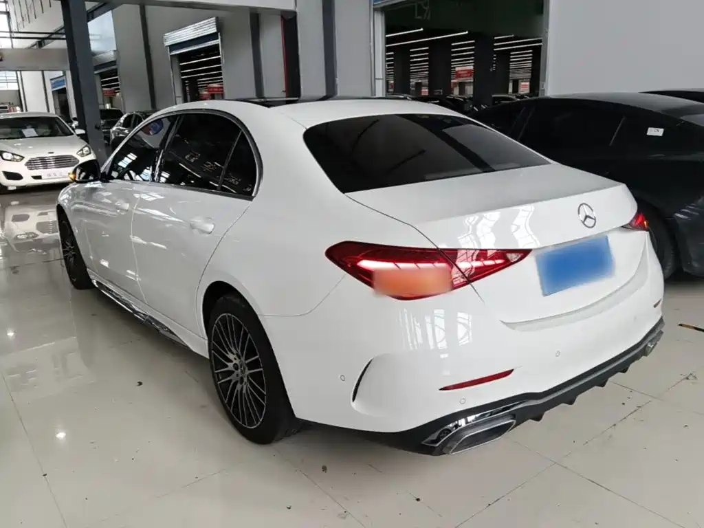 Mercedes-Benz C-Class — миниатюра 5