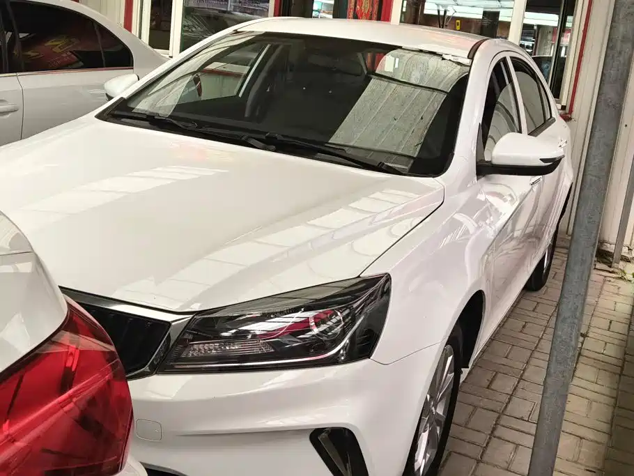 Geely Emgrand — миниатюра 2