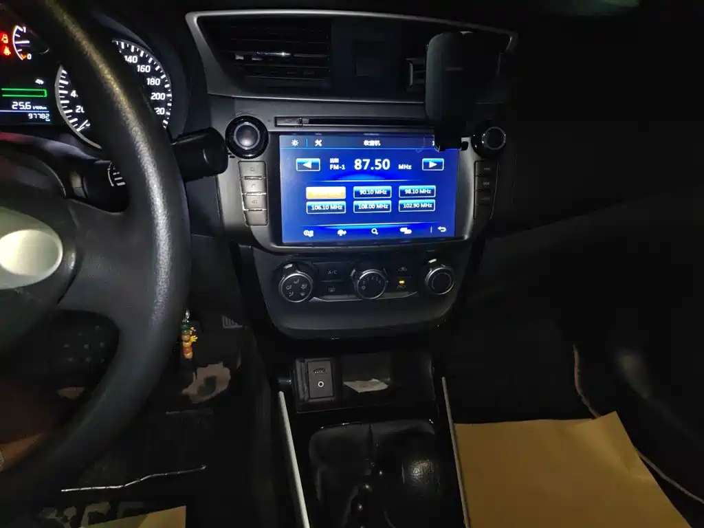 Nissan Sylphy — миниатюра 9