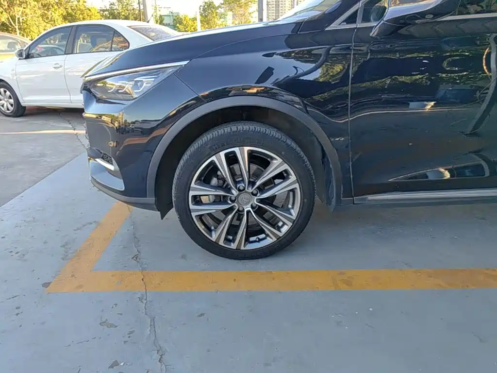 BYD Tang — миниатюра 23