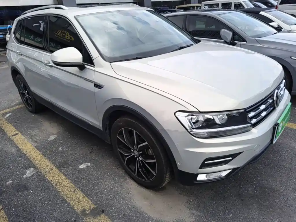 Volkswagen Tiguan L — миниатюра 4