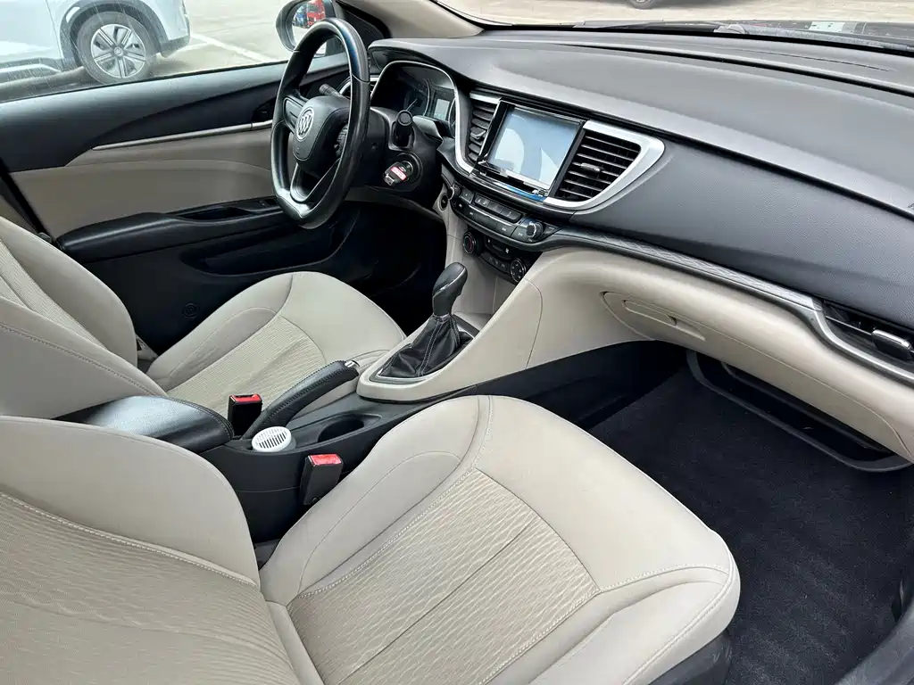 Buick Excelle — миниатюра 9