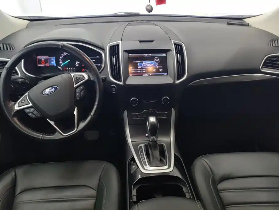 Ford Edge — миниатюра 12