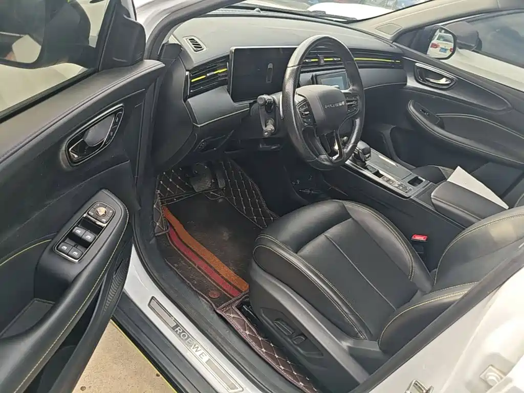 Roewe RX5 New Energy — миниатюра 16
