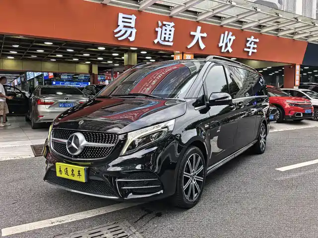 Mercedes-Benz V-Class