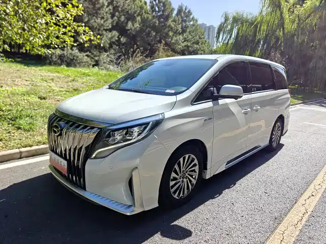 GAC Trumpchi M8