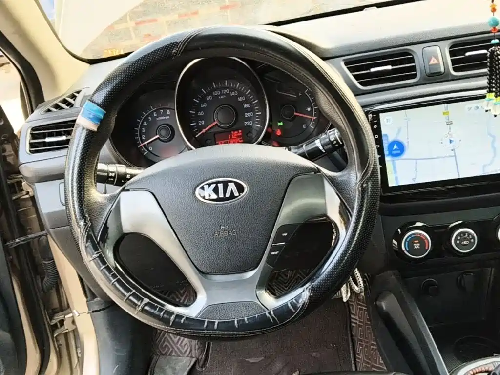 Kia K2 — миниатюра 11
