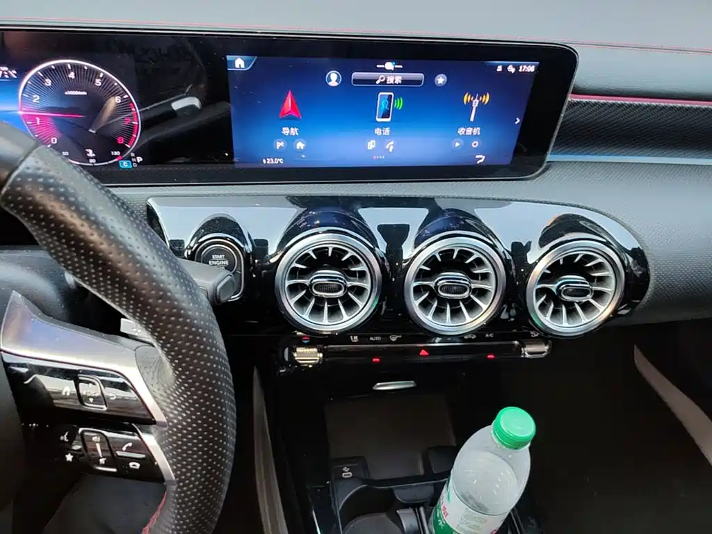 Mercedes-Benz A-Class — миниатюра 13
