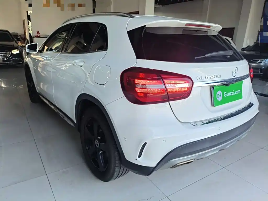 Mercedes-Benz GLA — миниатюра 5