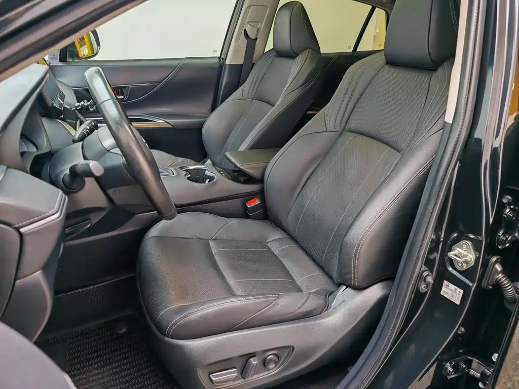 TOYOTA LING FANG HARRIER