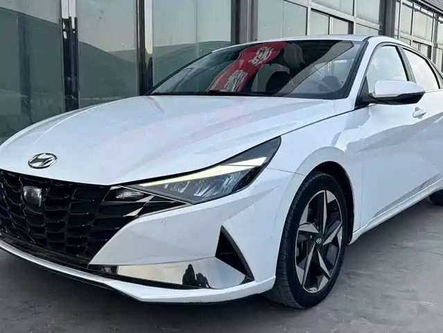 HYUNDAI ELANTRA 2022