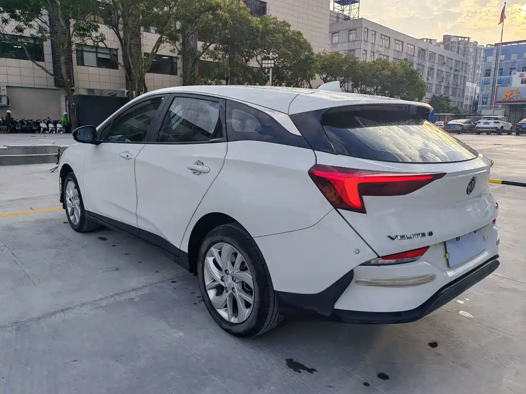 BUICK SLIGHTLY BLUE 6