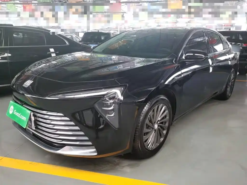 Buick LaCrosse 2025