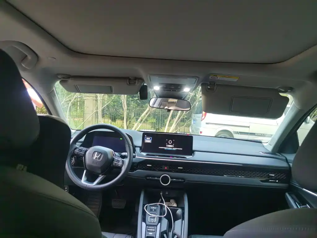 Honda Accord New Energy — миниатюра 9