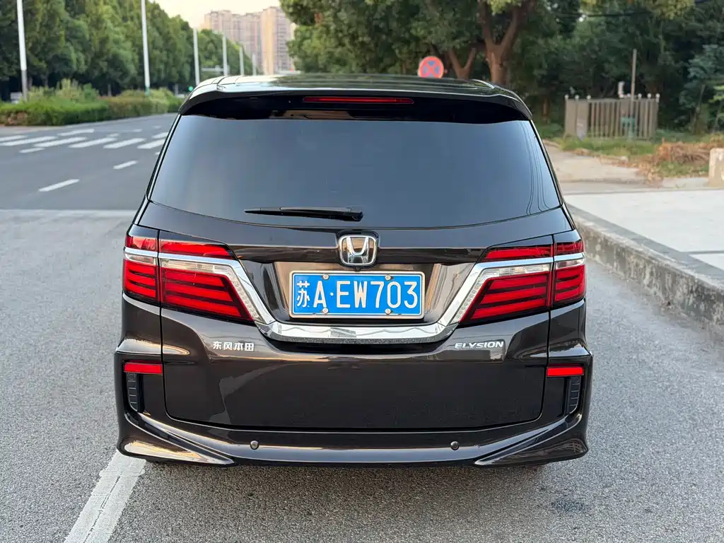 Honda Elysion — миниатюра 5