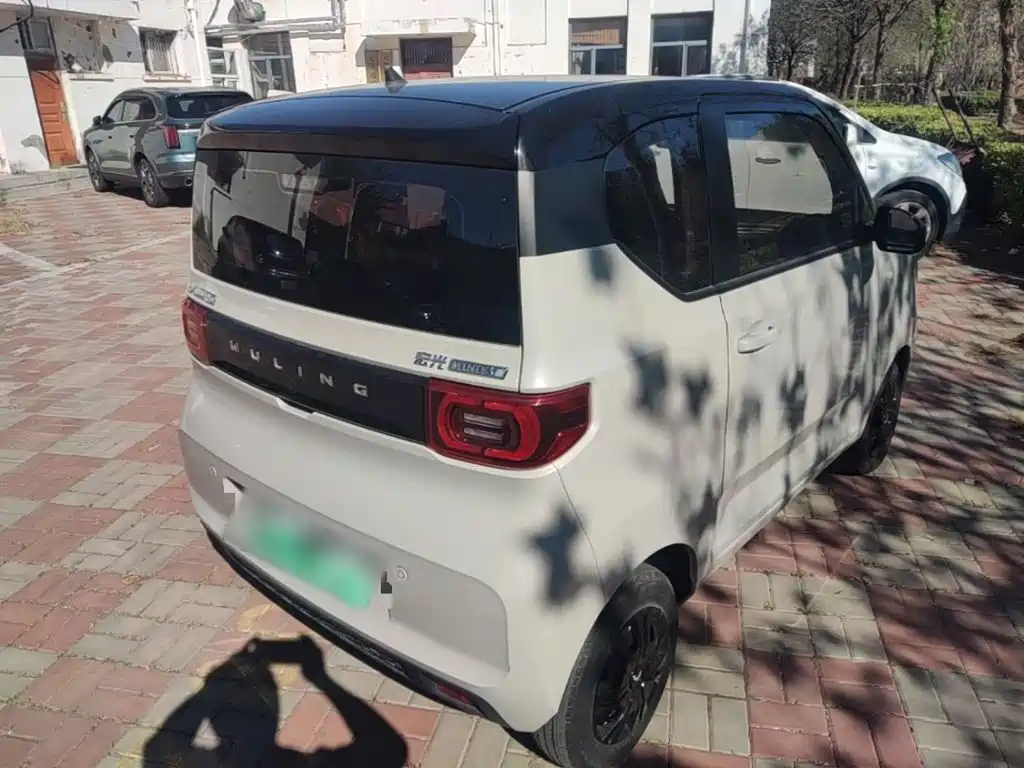 Wuling MINIEV — миниатюра 7