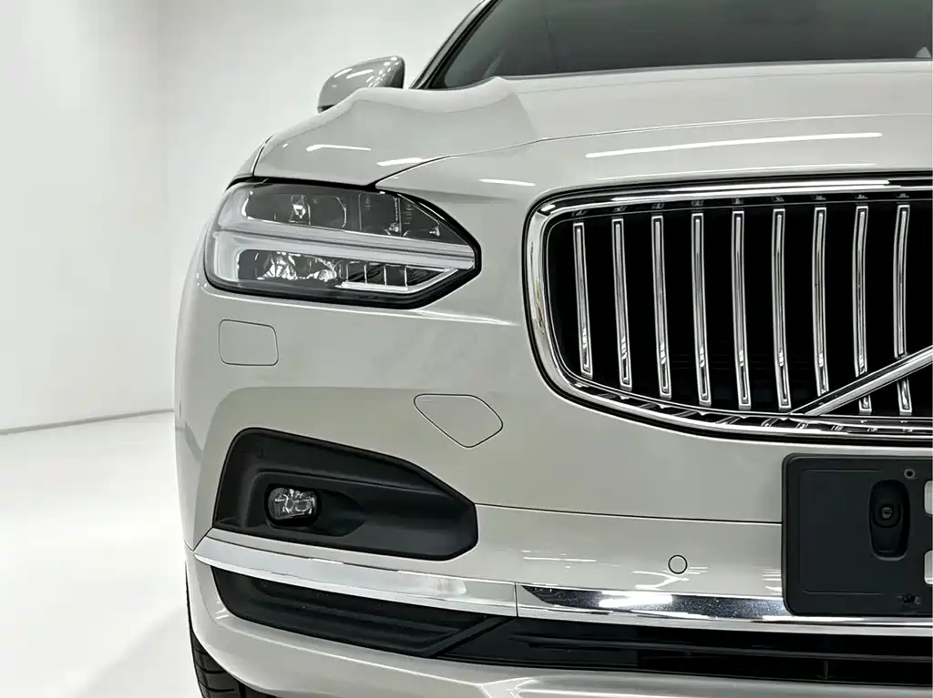 Volvo S90 — миниатюра 18