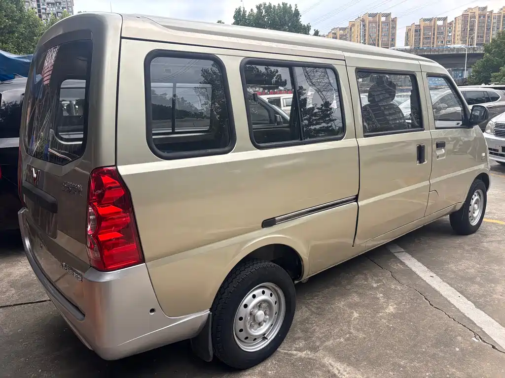 Wuling Rongguang — миниатюра 5