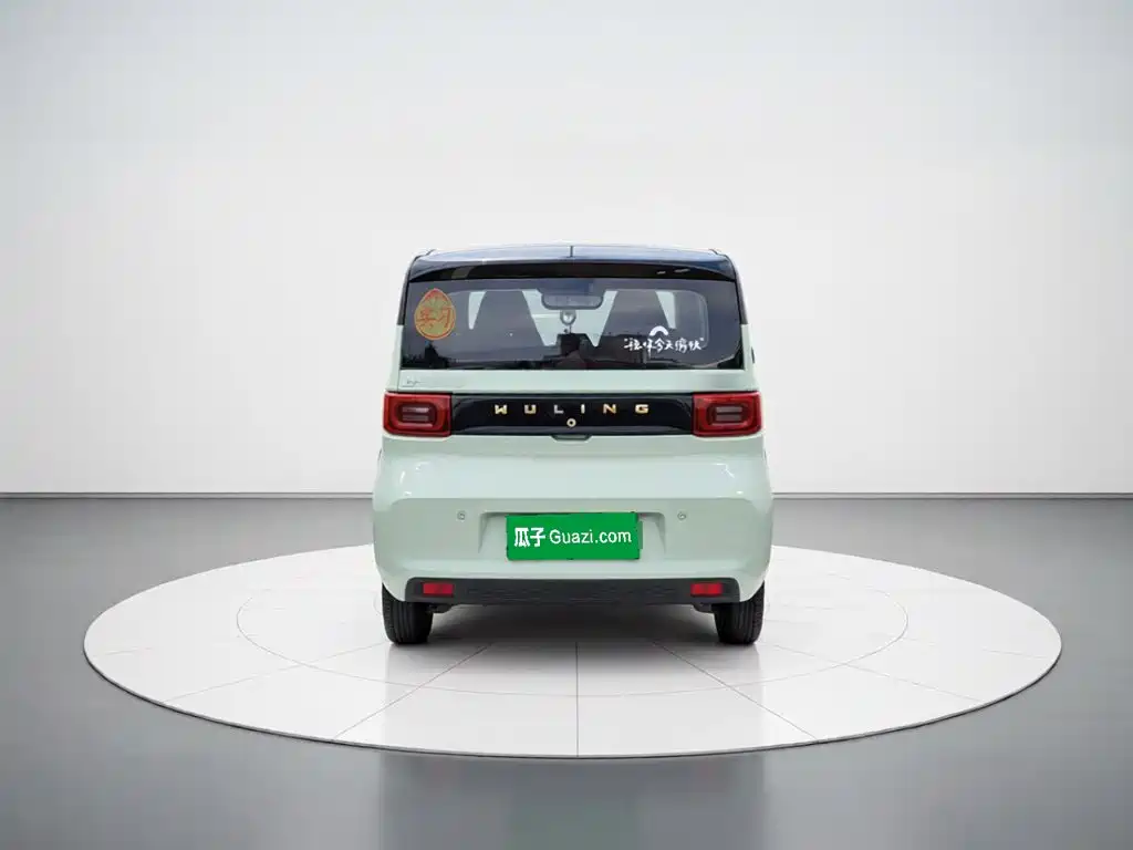 Wuling MINIEV — миниатюра 3