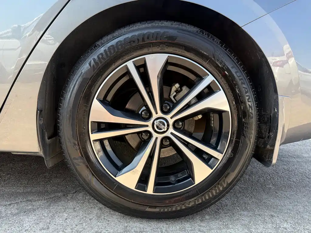 Nissan Sylphy — миниатюра 15