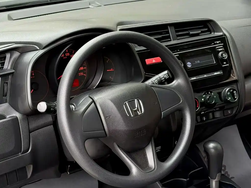Honda Fit — миниатюра 3