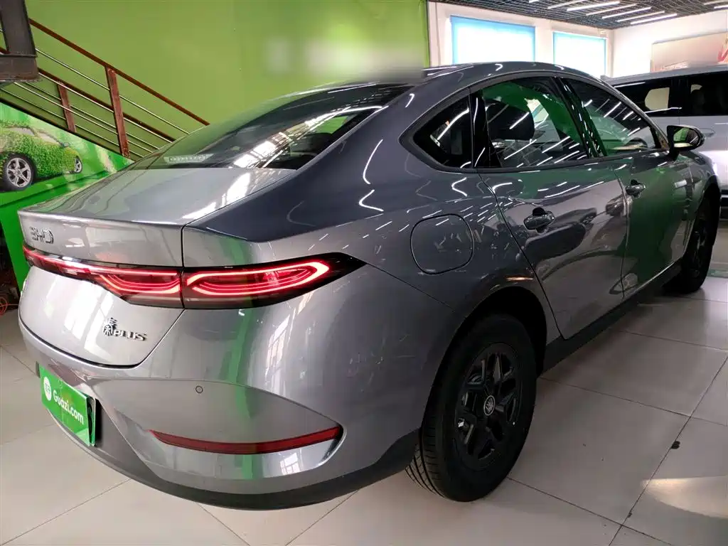 BYD Qin Plus PLUS 2025 DM-i Smart Drive 128KM