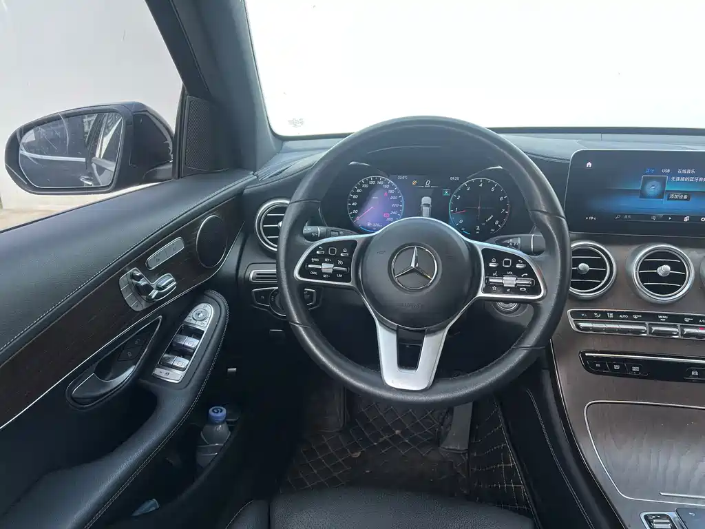 Mercedes-Benz GLC — миниатюра 10