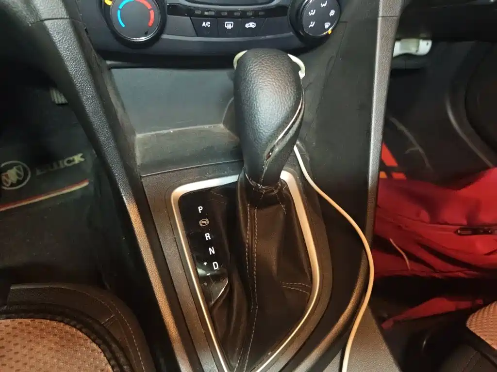 Buick Excelle — миниатюра 10