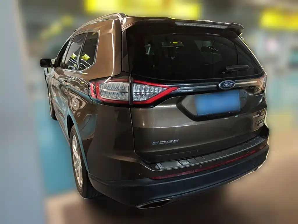 Ford Edge — миниатюра 7
