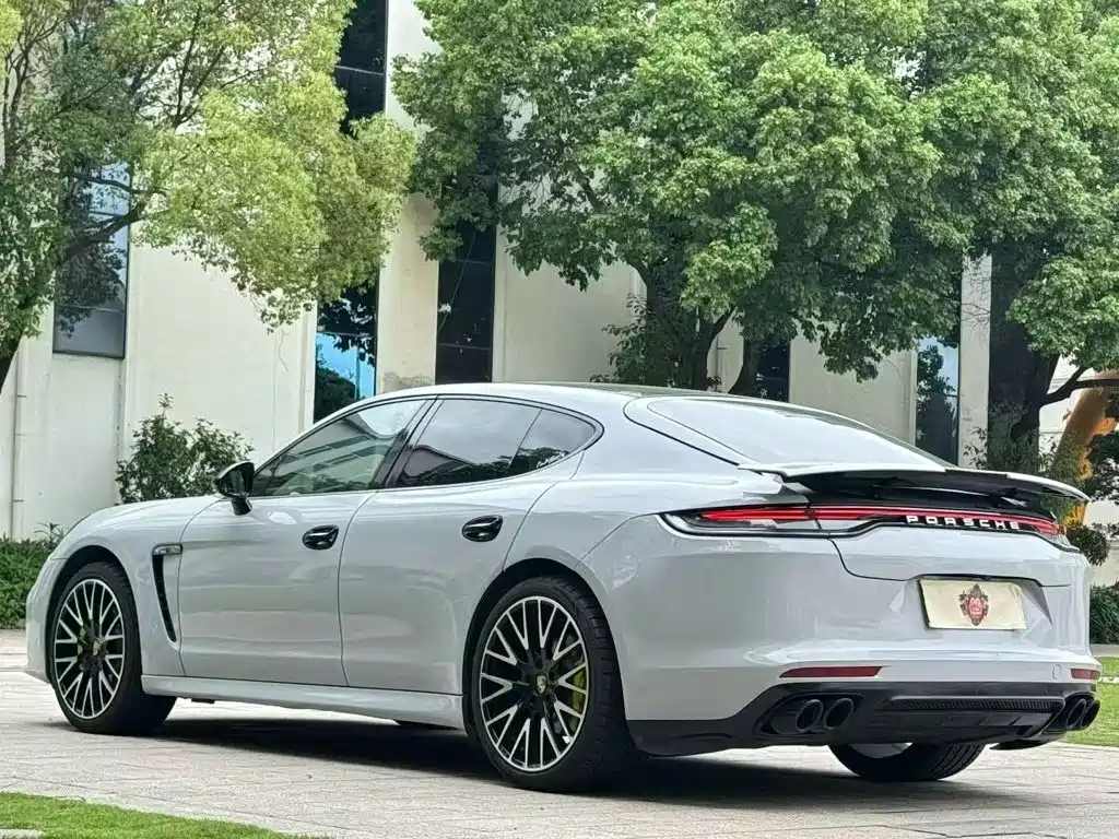 Porsche Panamera — миниатюра 7