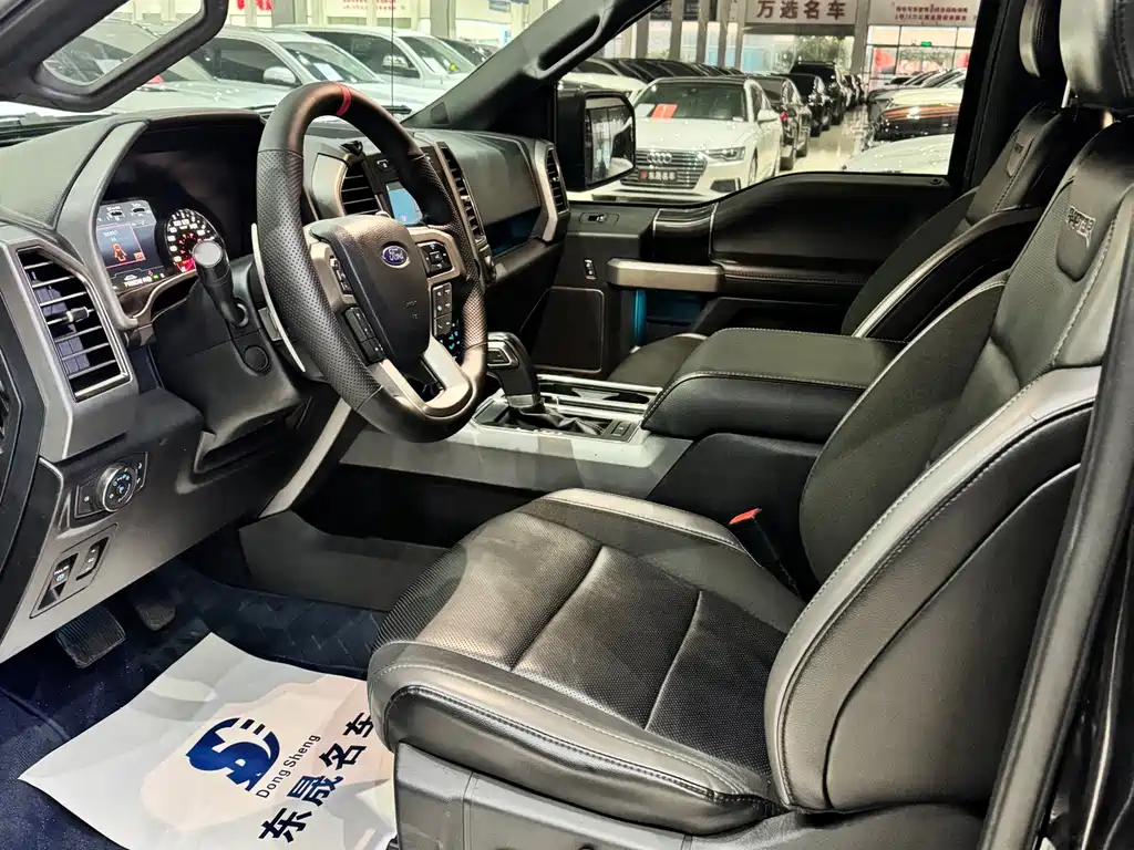 Ford F-150 Raptor — миниатюра 4