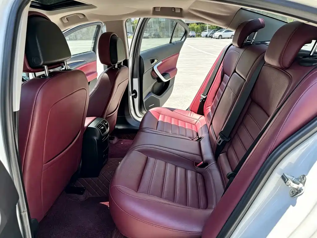 Buick Regal — миниатюра 7