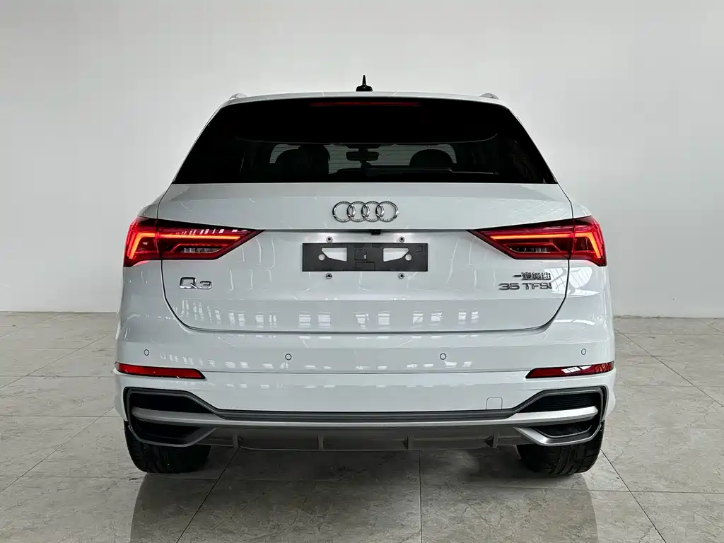 Audi Q3 — миниатюра 5